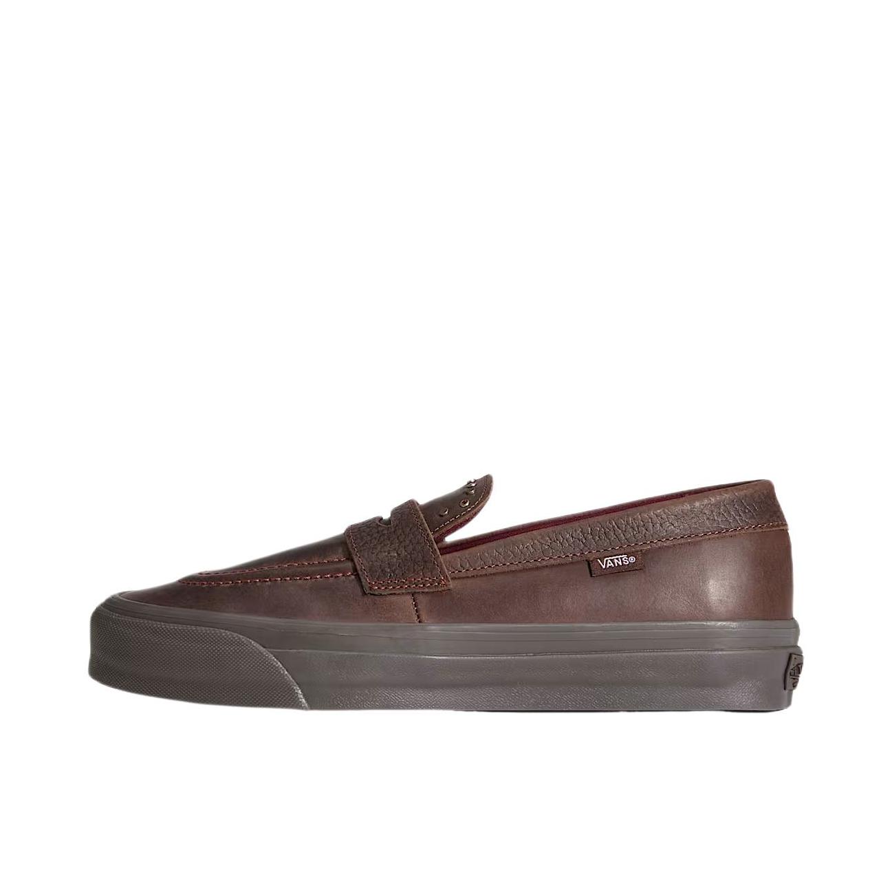 推荐商品：Vans/范斯 Loafer 板鞋 简约百搭减震耐磨贴合圆头 深棕色 