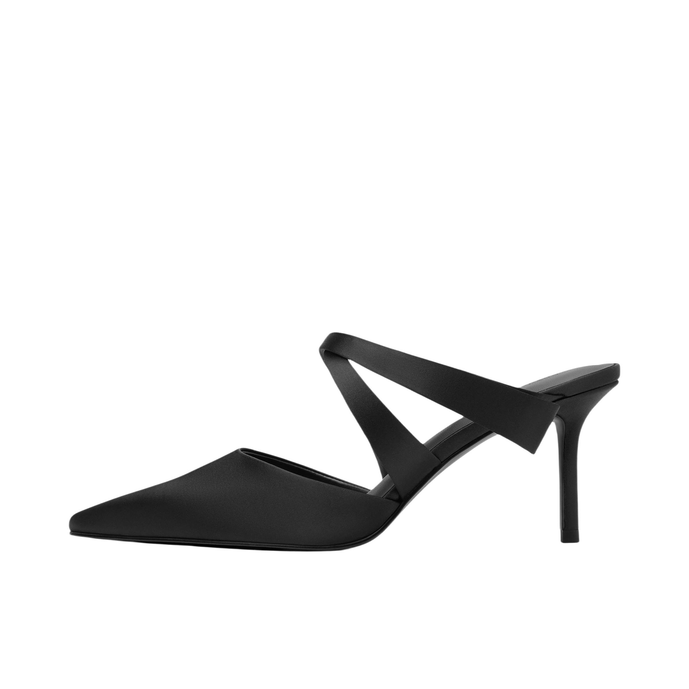 推荐商品：CHARLES&KEITH 小ck 高跟鞋 尖头舒适包头 黑色