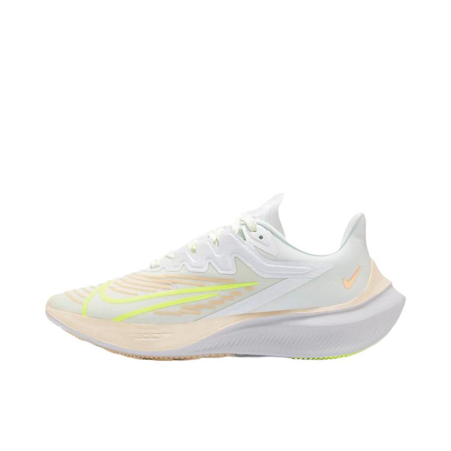 推荐商品：Nike Zoom Gravity 2 跑鞋 百搭时尚舒适透气耐磨休闲防滑 减震 白黄粉