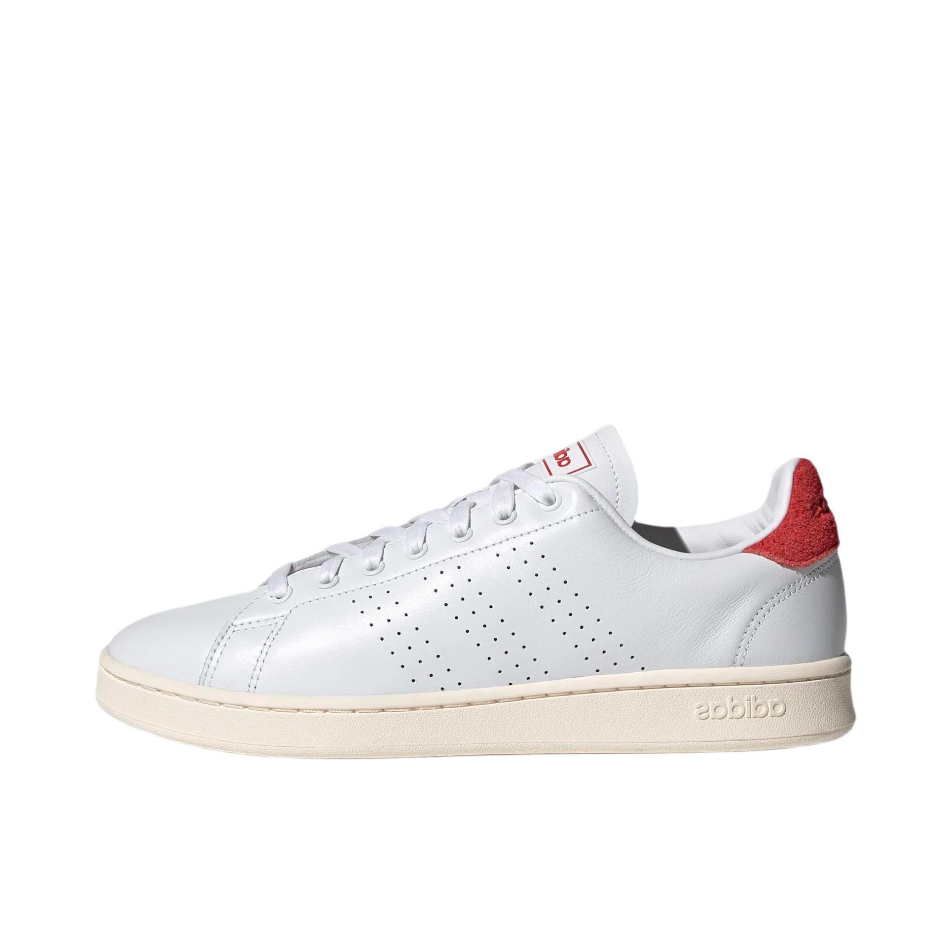 推荐商品：adidas Advantage Base 板鞋 轻便舒适缓震透气耐磨休闲支撑 云白/绒面红