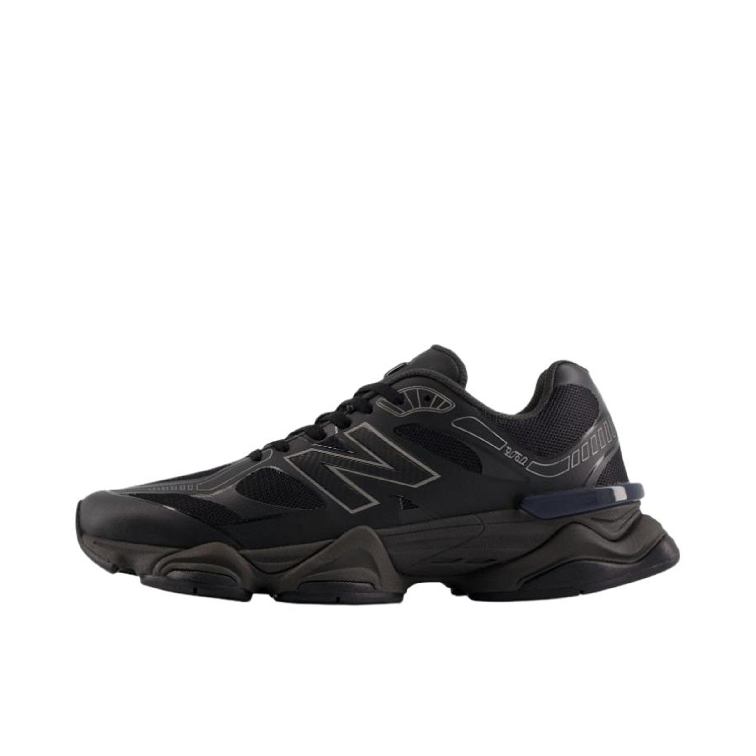 推荐商品：New Balance 9060 跑鞋 绒面革舒适减震网面透气防滑耐磨拼接复古增高圆头贴合耐穿 D宽/暗黑色