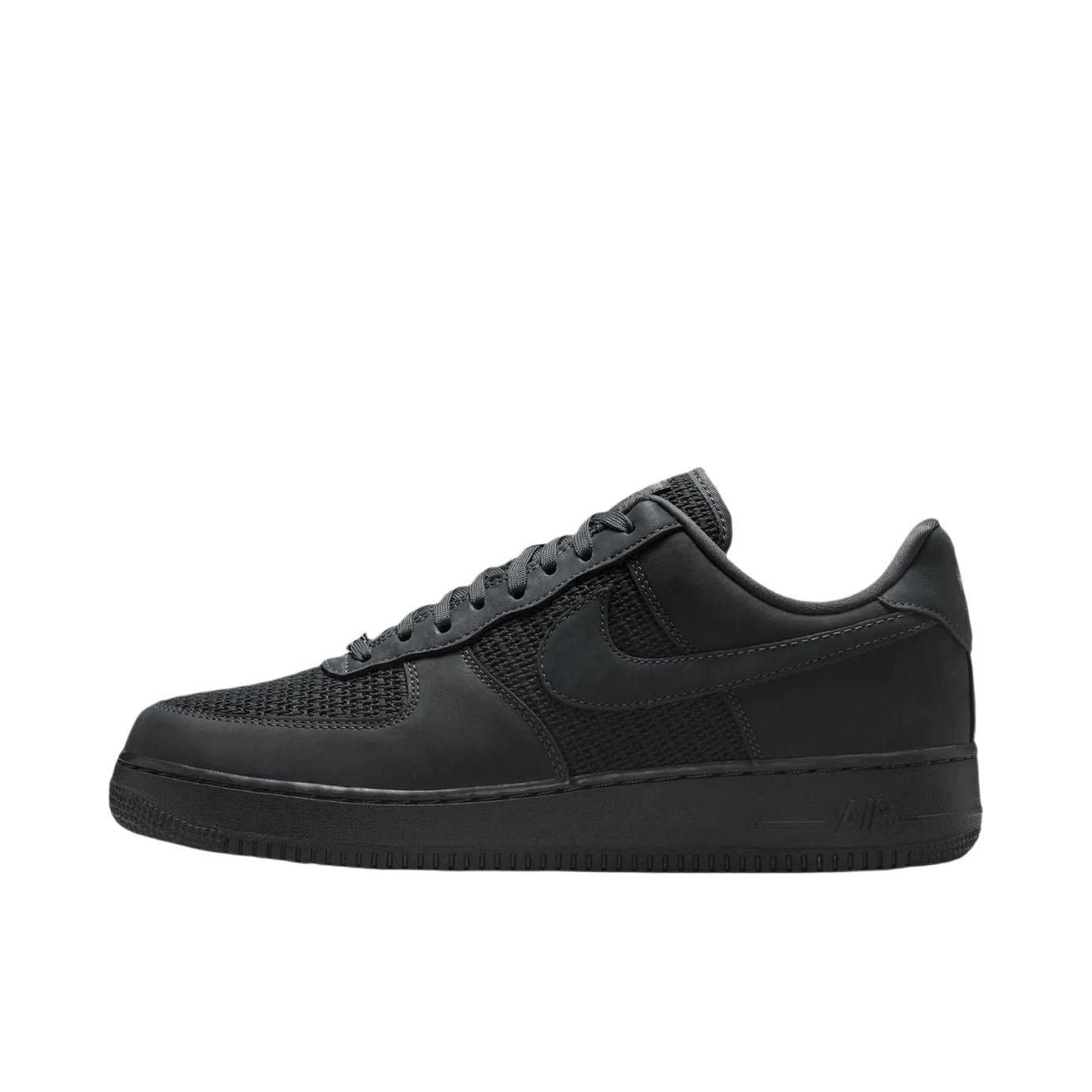 推荐商品：Nike Air Force 1 空军一号 板鞋 轻便舒适百搭耐磨防滑复古 低帮/基础黑
