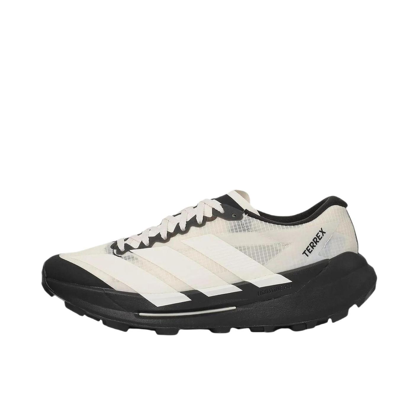 推荐商品：adidas Terrex Agravic TT 跑鞋 舒适防滑圆头越野 白色/黑色