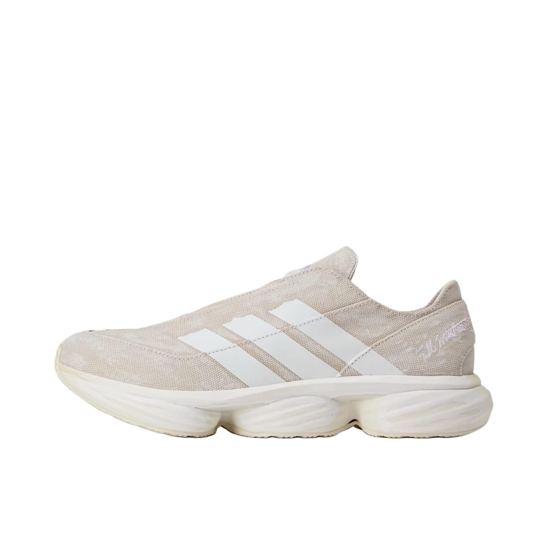 推荐商品：adidas LIGHTBLAZE POD 跑鞋 柔软耐磨休闲 Tyrrell Winston联名/米色/白色