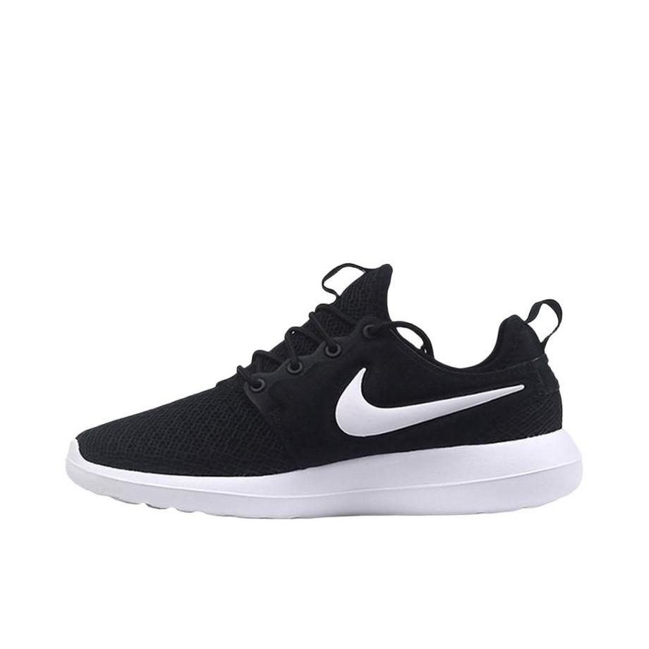 推荐商品：Nike Roshe Two 运动休闲鞋 防滑耐磨网面透气舒适轻便 Black White 黑白奥利奥