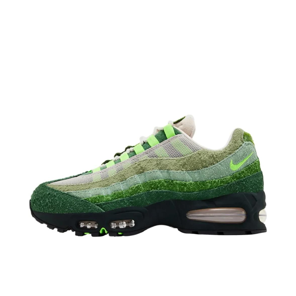 推荐商品：Nike Air Max 95 跑鞋 潮流时尚复古百搭防滑耐磨舒适透气防水气垫织物支撑低帮缓震贴合耐用圆头 Oregon Ducks 俄勒冈鸦子名/冷杉绿
