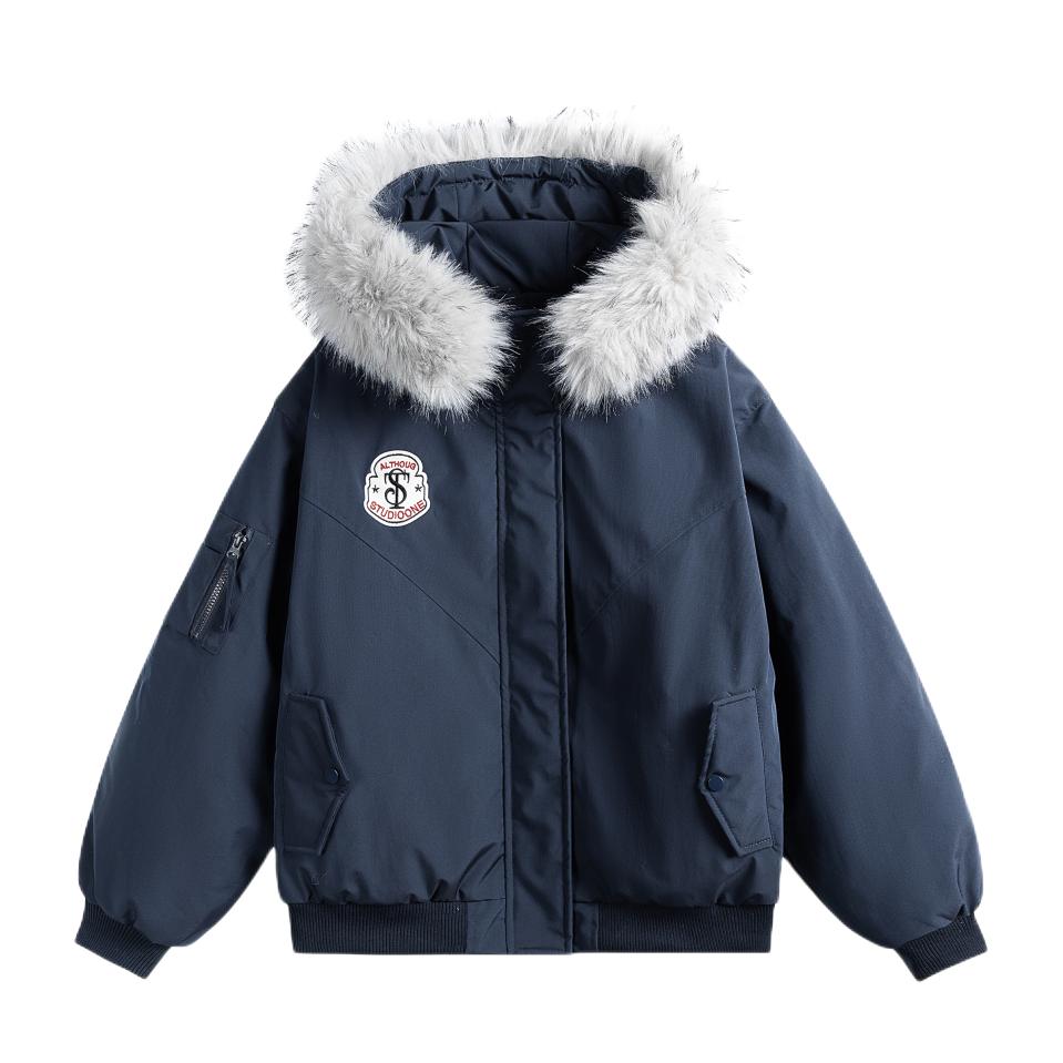 推荐商品：TIRED 白鸭绒可拆卸毛领保暖刺绣徽章连帽短款长袖羽绒服 tired-ST-3352 藏青