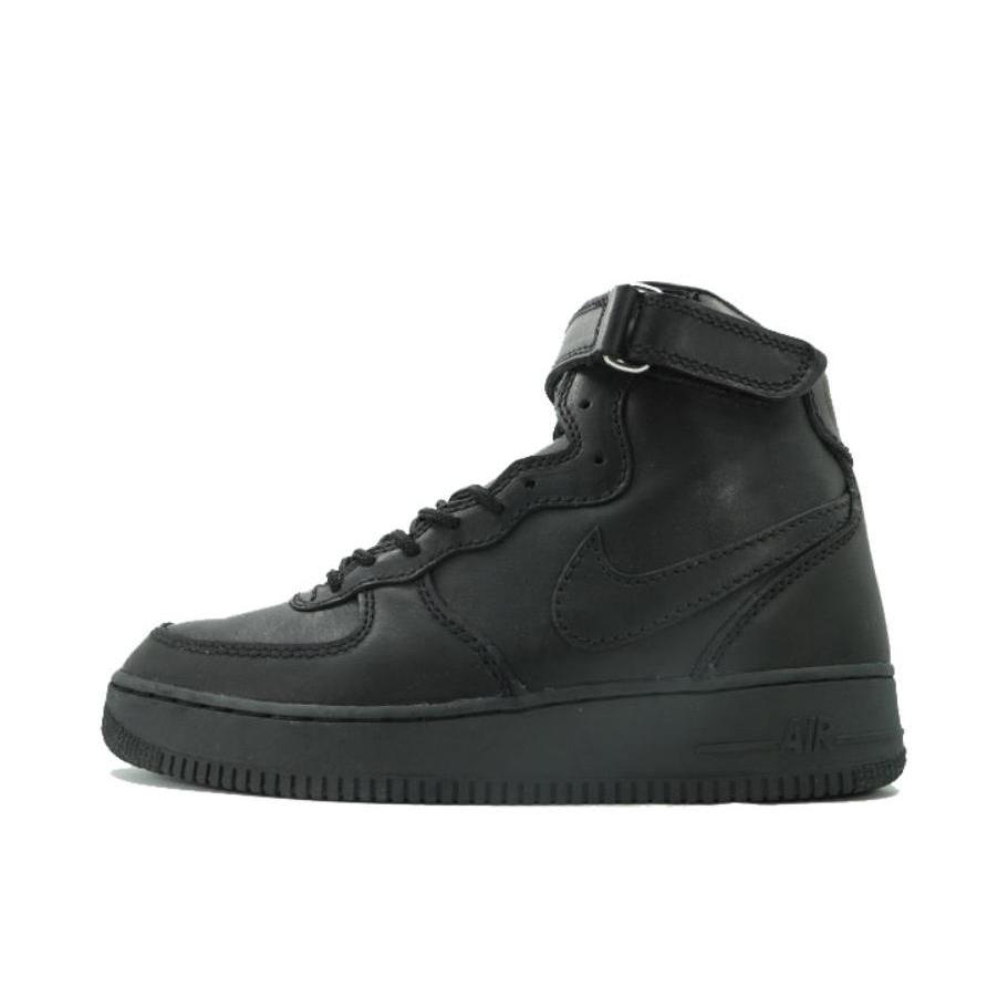 推荐商品：Nike Air Force 1 空军一号 板鞋 轻便舒适百搭耐磨防滑复古 魔幻黑
