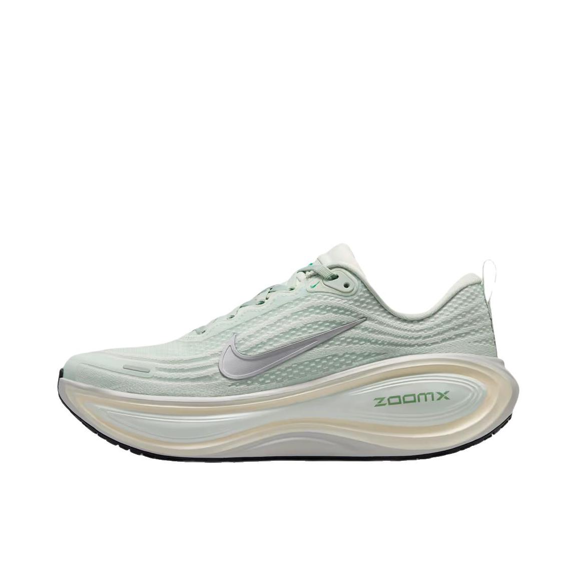 推荐商品：Nike Vomero Plus 超级迈柔 跑鞋 耐磨系带回弹网布支撑缓震轻便训练防滑贴合圆头 浅绿色/米色