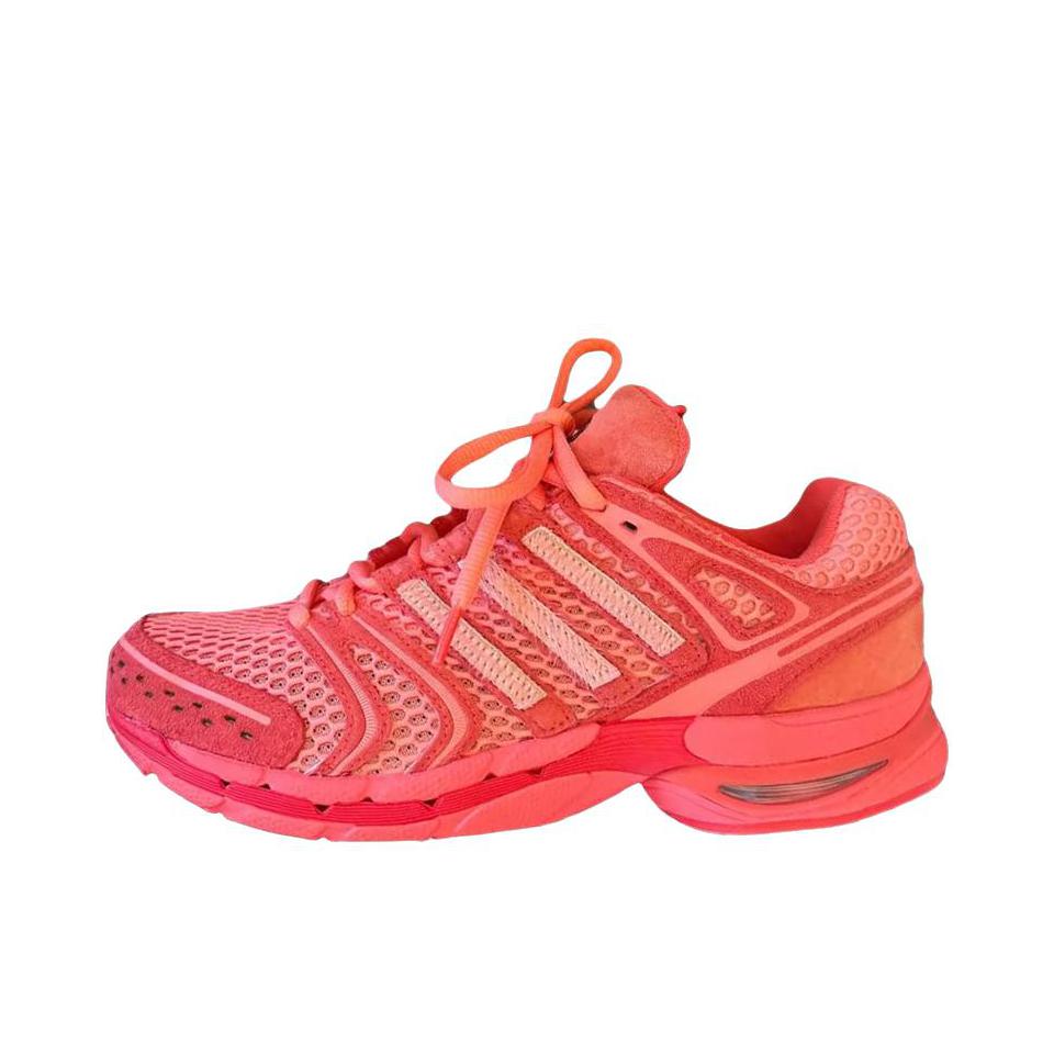 推荐商品：adidas AdiStar Control 5 跑鞋 复古耐磨支撑防滑贴合网面耐穿 Unheardoflm联名/粉色