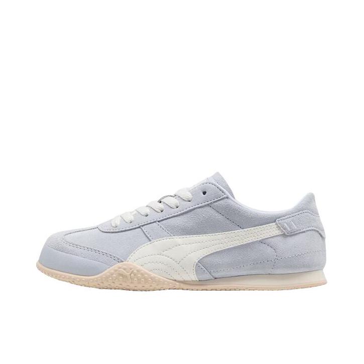推荐商品：【宋妍霏同款】 Puma/彪马 Bella UT 德训鞋 运动休闲鞋 T头防滑圆头平跟薄底 女款/银色/雪白色