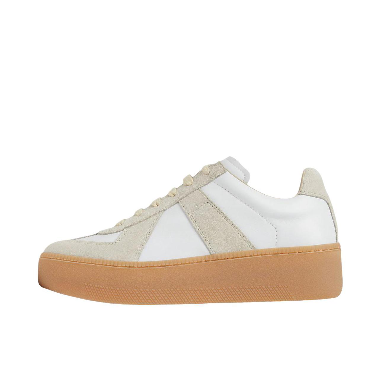 推荐商品：Maison Margiela 梅森·马吉拉 Replica 板鞋 牛皮革厚底系带低帮 女款/白色