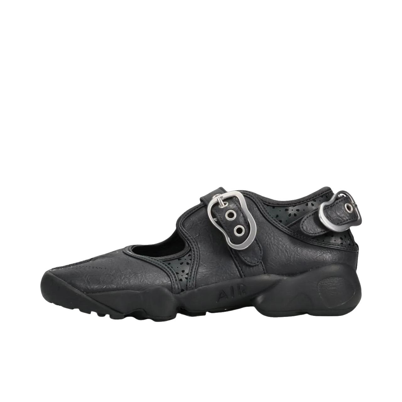 推荐商品：Nike Air Rift 分趾 防滑耐磨 缓震回弹 网面透气 舒适轻便 沙滩 魔术贴 百搭 运动休闲鞋 基础黑