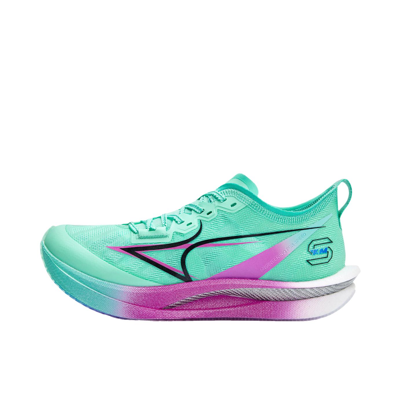 推荐商品：海尔斯 KM5 跑鞋 全掌碳板体考体测田径训练竞速回弹减震 青岚渡