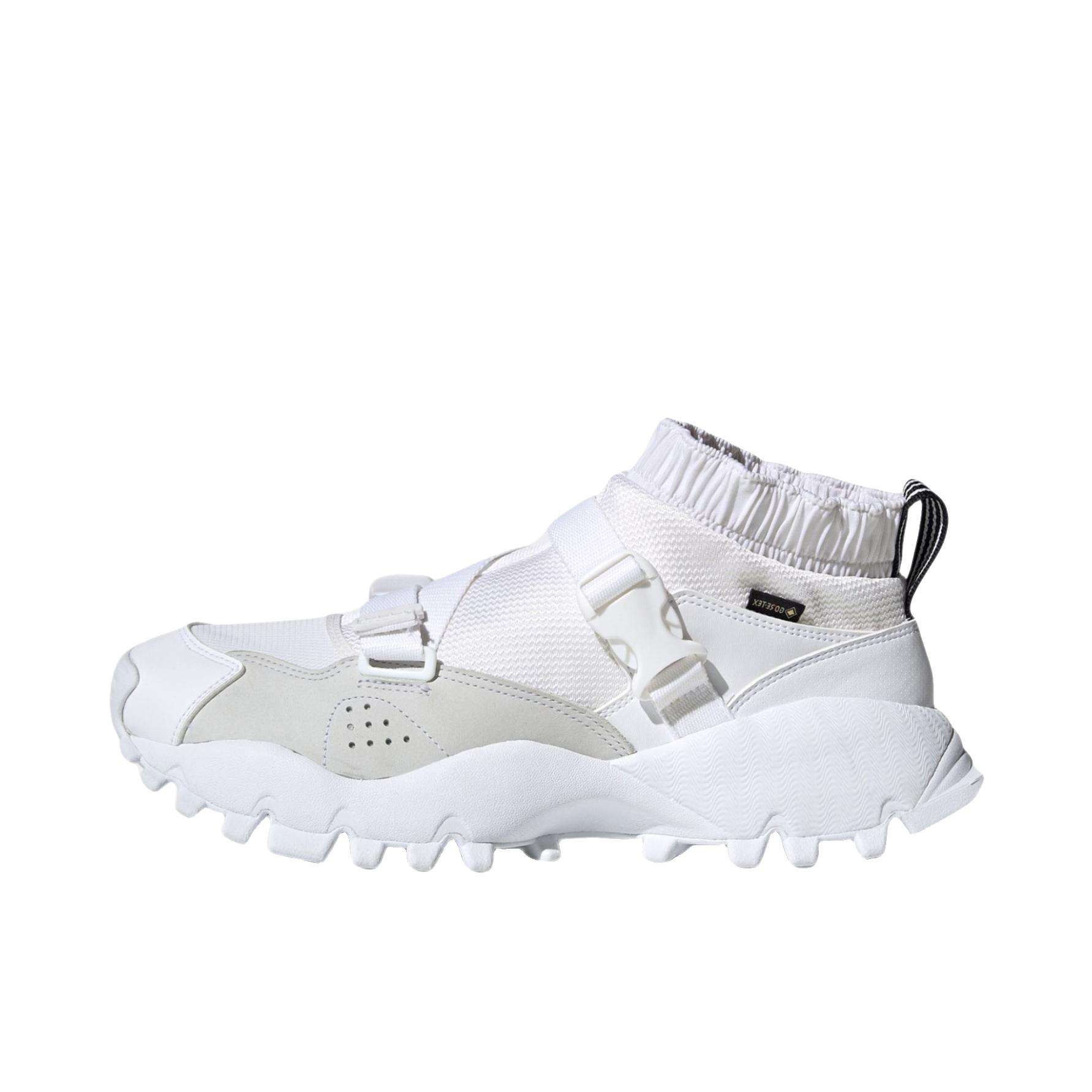 推荐商品：adidas AH-004 运动休闲鞋 织物网布舒适耐磨减震防滑 白色/灰色
