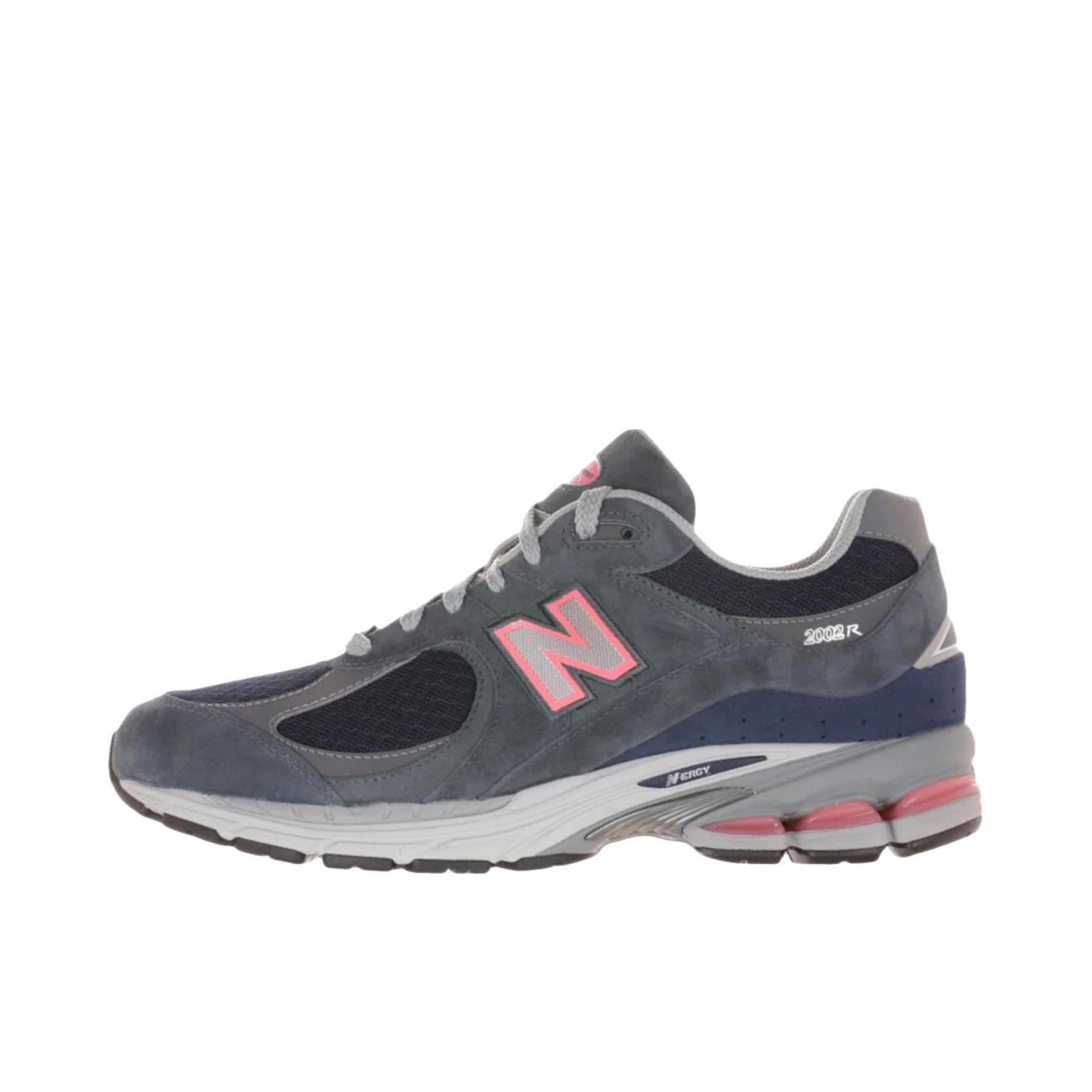 推荐商品：New Balance 2002R 跑鞋 缓震防滑耐磨透气复古拼接防水气垫慢跑支撑 D宽/浅灰色/深黑色/蓝色
