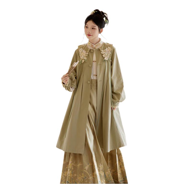 推荐商品：七月夕 国风中长款对襟绣花风衣 女装 Q241A088002 米