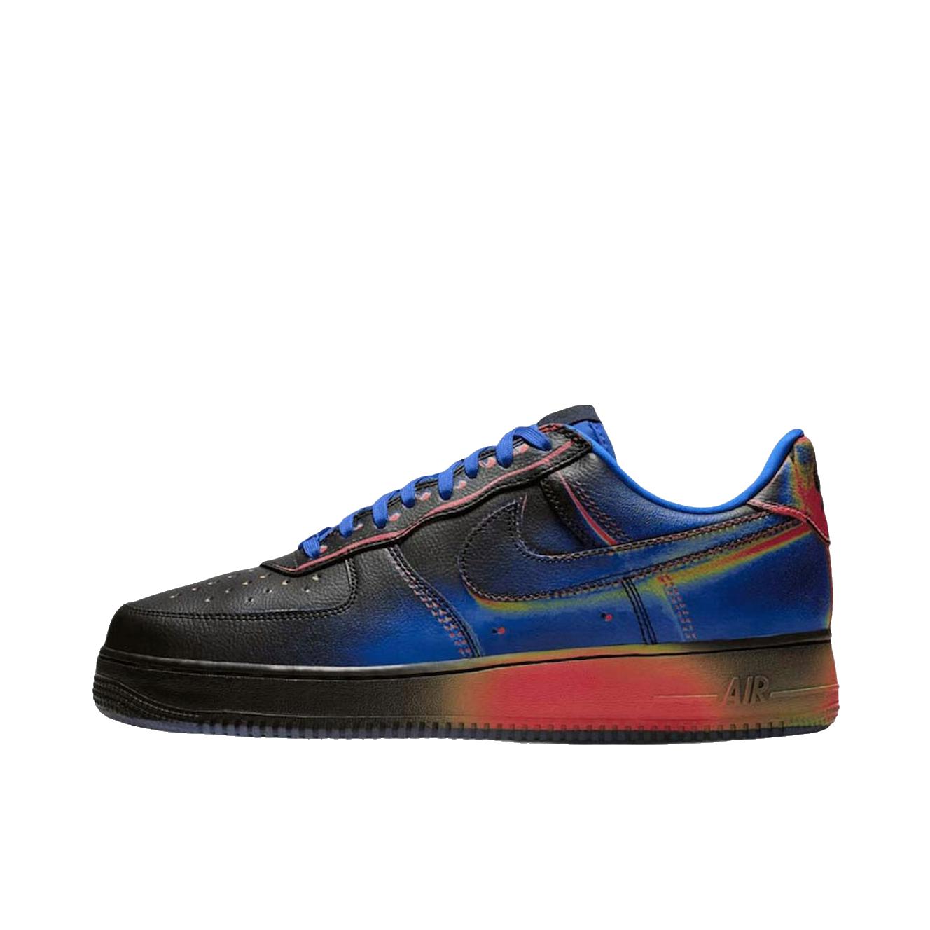 推荐商品：Nike Air Force 1 空军一号 板鞋 轻便舒适百搭耐磨防滑复古 黑色/赛车蓝