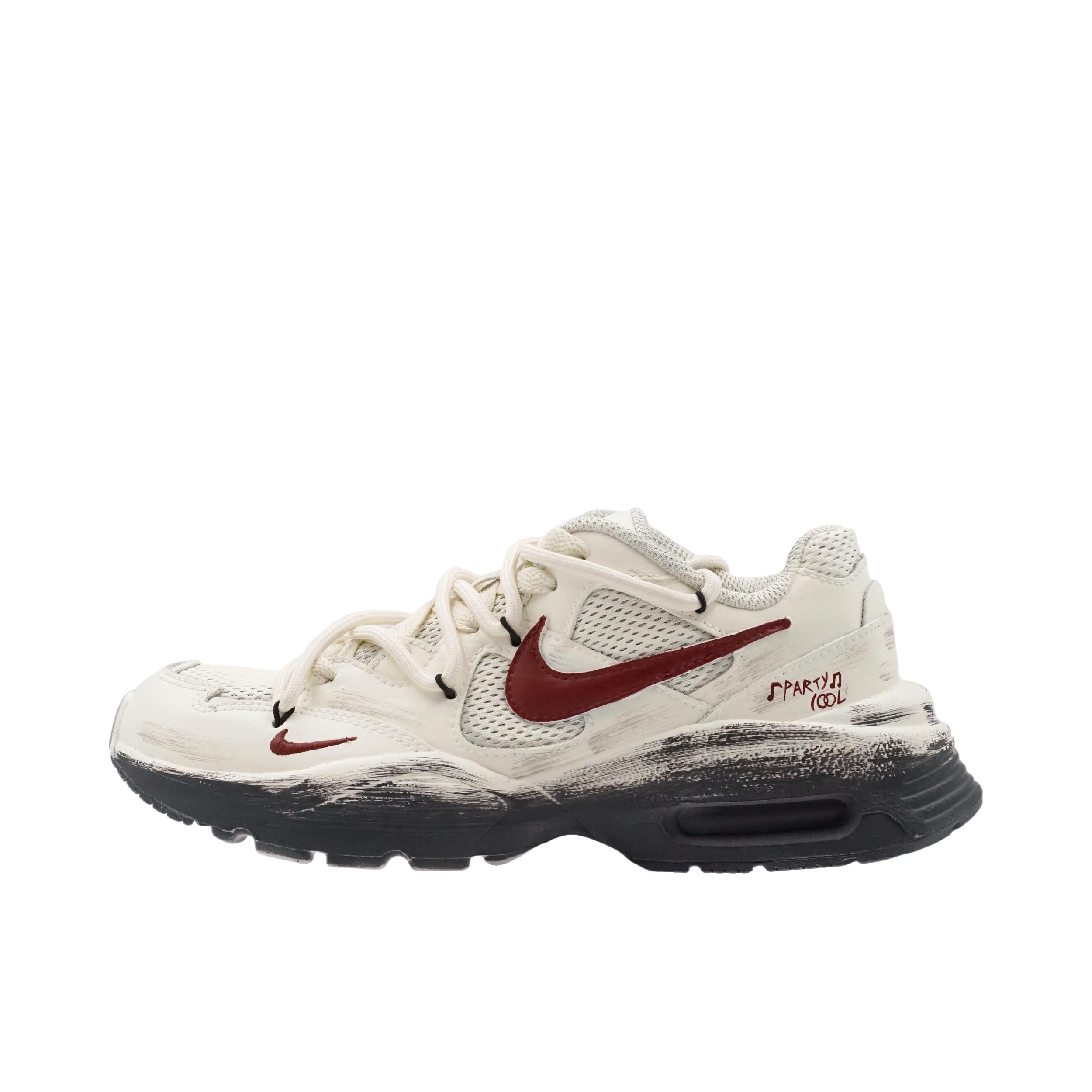 推荐商品：【定制款】 Nike Air Max Furiosa 跑鞋 工装风复古做旧运动风 乐章曲