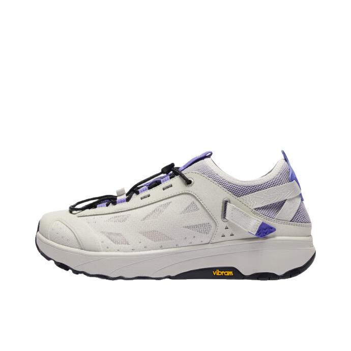 推荐商品：KOLON SPORT/可隆 OCTOGRIP 溯溪鞋 户外鞋 防滑轻便日常 浅灰色