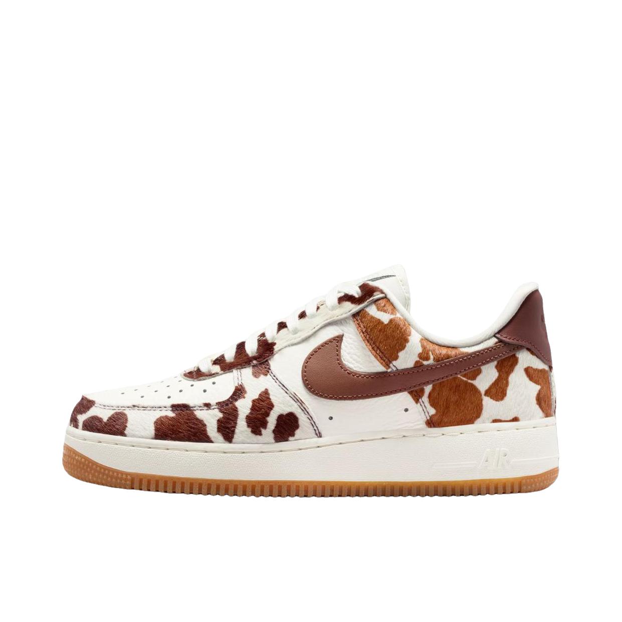 推荐商品：Nike Air Force 1 空军一号 板鞋 轻便舒适百搭耐磨防滑复古 白色/棕色/深棕色
