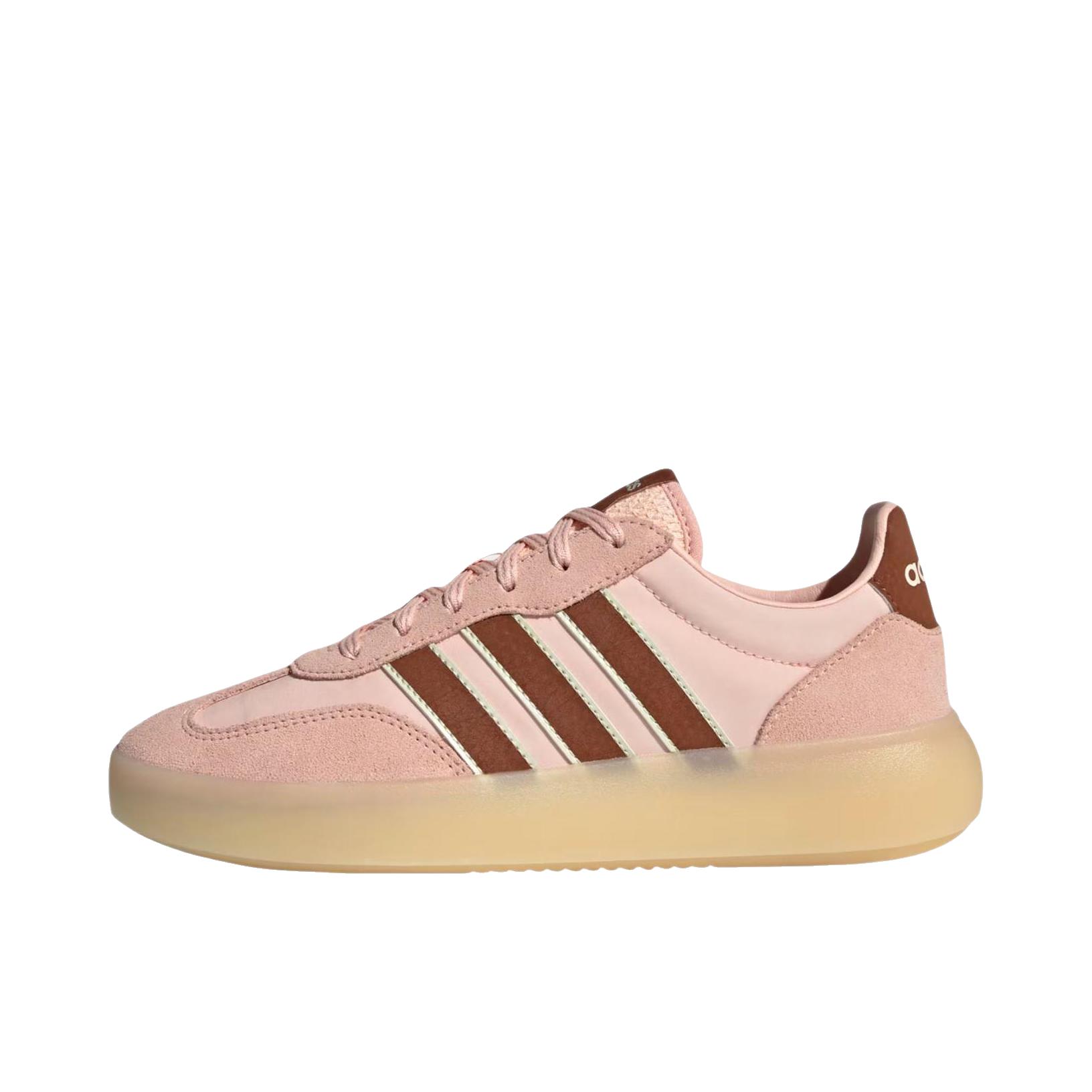 推荐商品：adidas BARREDA DECODE T头鞋 德训鞋 板鞋 百搭复古时尚简约防滑耐磨舒适轻便透气薄底贴合支撑 情人节限定/腮红粉
