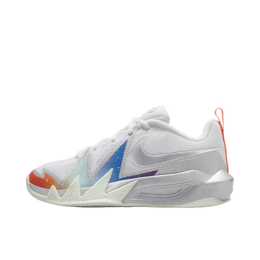 推荐商品：Nike S.T. DYNAMITE 篮球鞋 防滑耐磨轻便缓震 大童/白色/金属银/雾橙