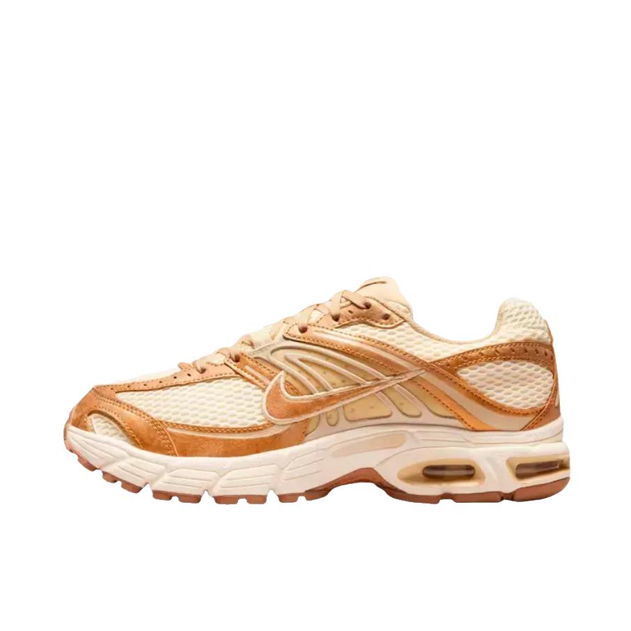 推荐商品：Nike Air Max Moto 2K 跑鞋 百搭耐磨舒适支撑贴合拼接耐穿圆头美观 椰奶/金属铜/团队金