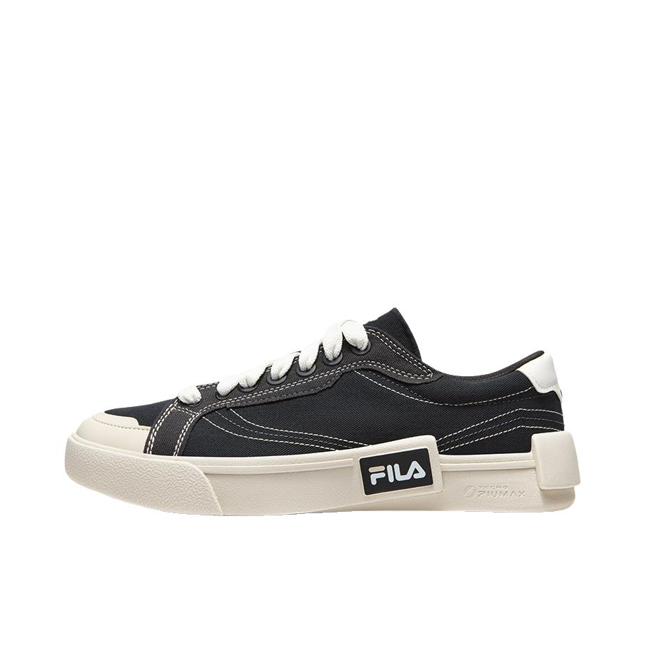 推荐商品：FILA/斐乐 POP 轻质透气 耐磨防滑 街拍潮流时尚 休闲百搭 帆布鞋 黑色/淡灰黄