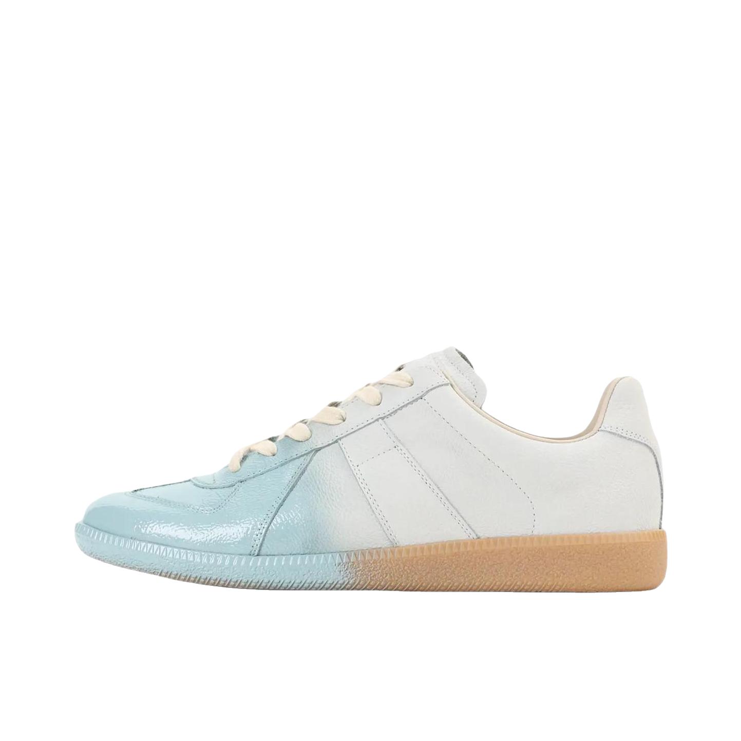 推荐商品：Maison Margiela 梅森·马吉拉 板鞋 皮革系带圆头低帮 天蓝色/白色