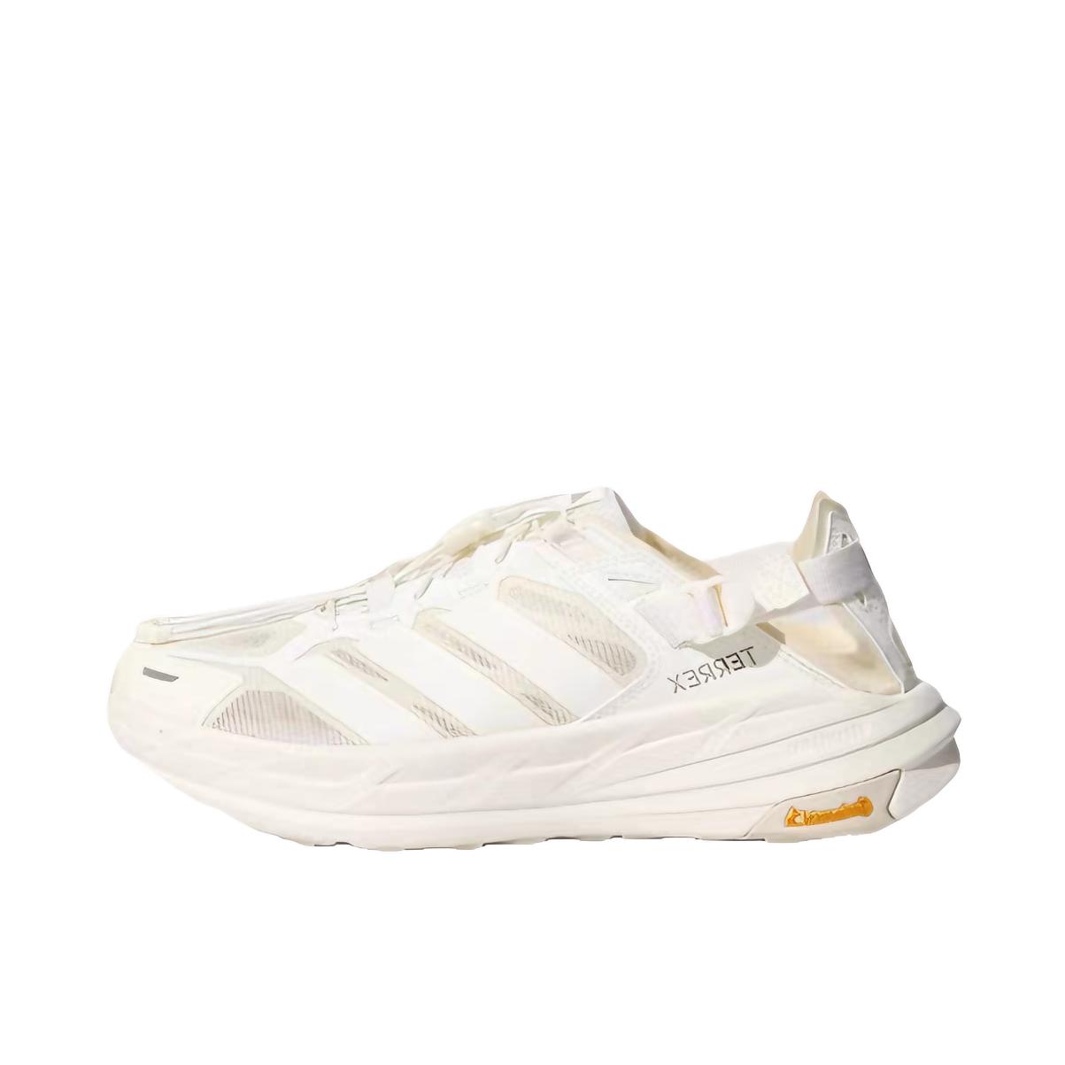 推荐商品：adidas FREEHIKER LT SANDAL 凉鞋 户外轻徒步贴合回弹透气 亮白色/汉玉白/矾土棕