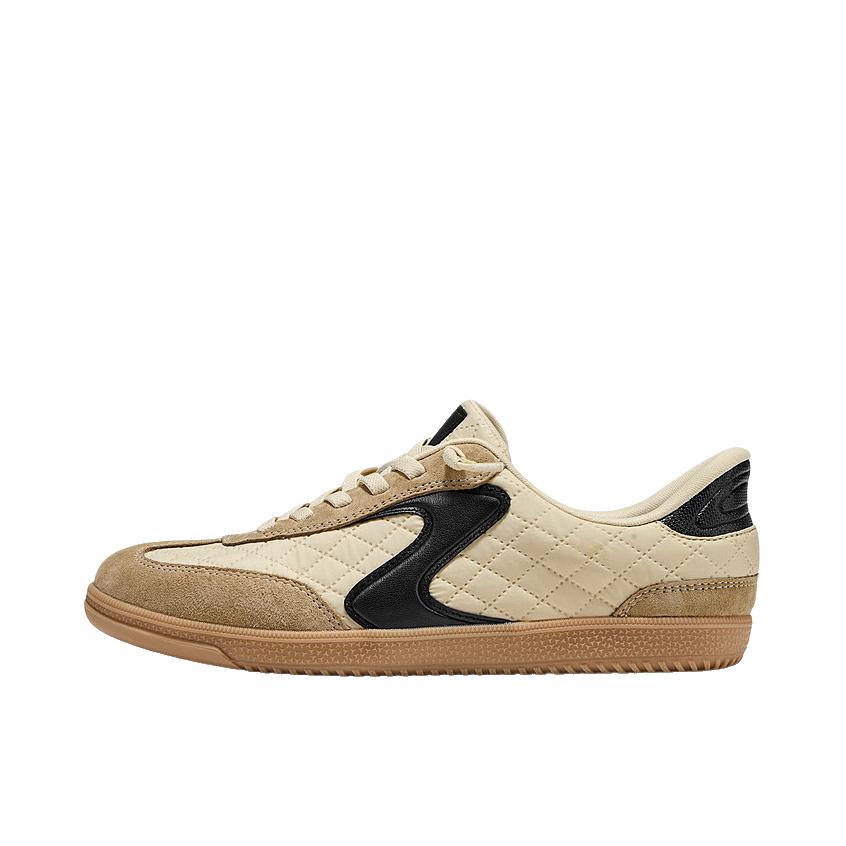 推荐商品：Skechers/斯凯奇 板鞋 复古一脚蹬休闲少女风 185329W 女款/自然色/黑色