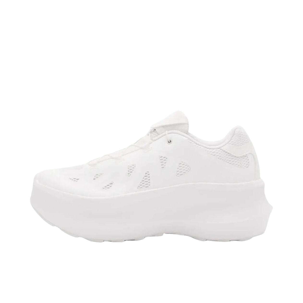 推荐商品：Salomon/萨洛蒙 XT-WHISPER Void Platform 跑鞋 抽绳厚底圆头 Comme des Garçons XT-WHISPER Void Platform联名/白色