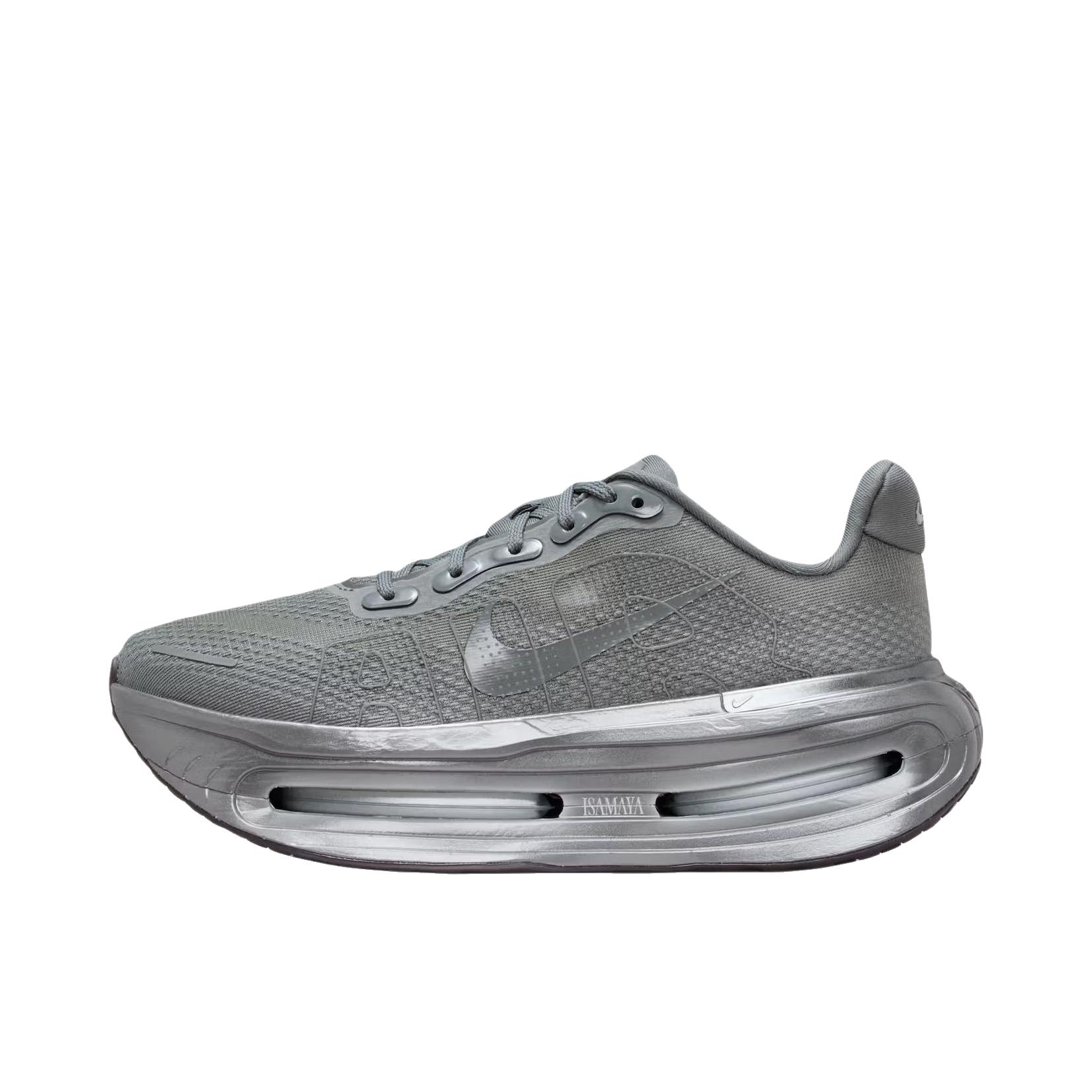 推荐商品：Nike Vomero Premium顶级迈柔 跑鞋 气垫减震轻便透气冬季高效训练回弹支撑 ISAMAYA联名/烟灰色