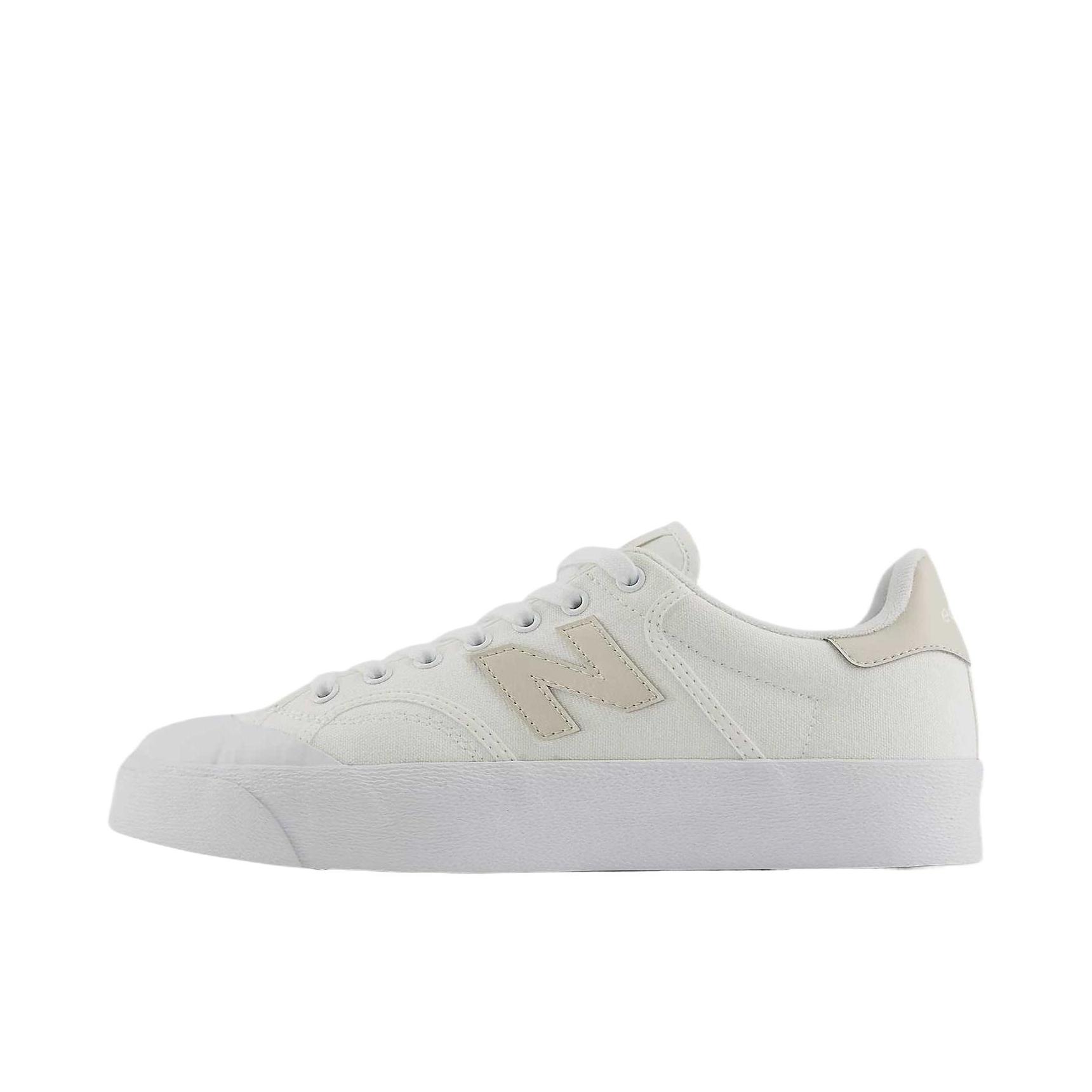 推荐商品：New Balance 100 简约 防滑 低帮 耐磨 板鞋 米色