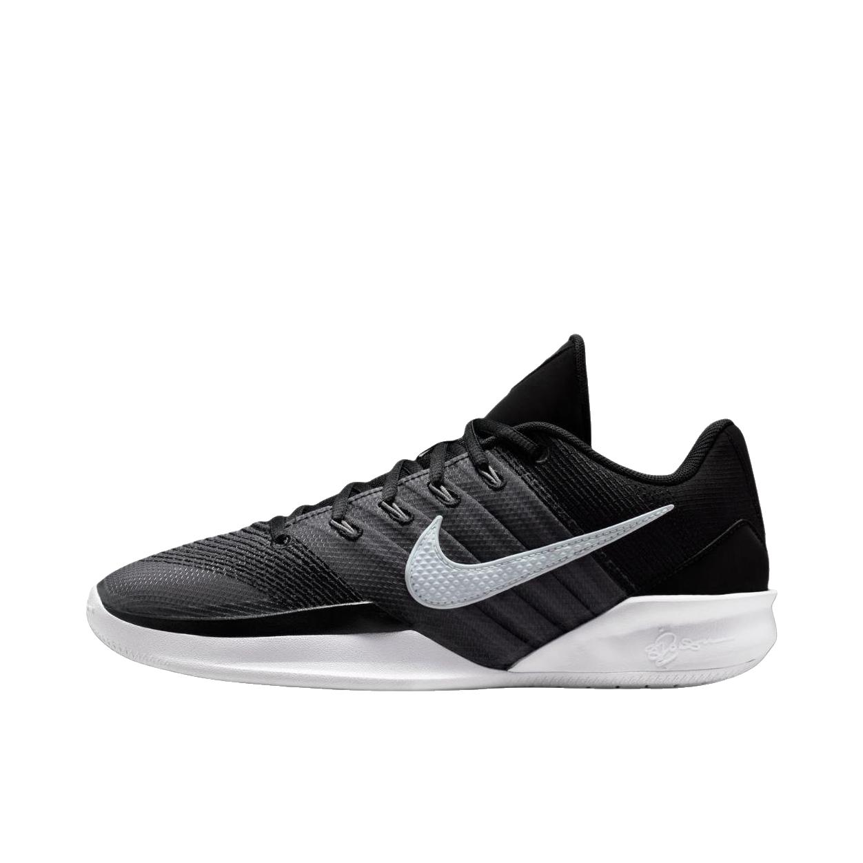 推荐商品：Nike Sabrina 3 篮球鞋 舒适透气低帮抓地支撑缓震轻便防滑回弹训练夏季 黑色/白色
