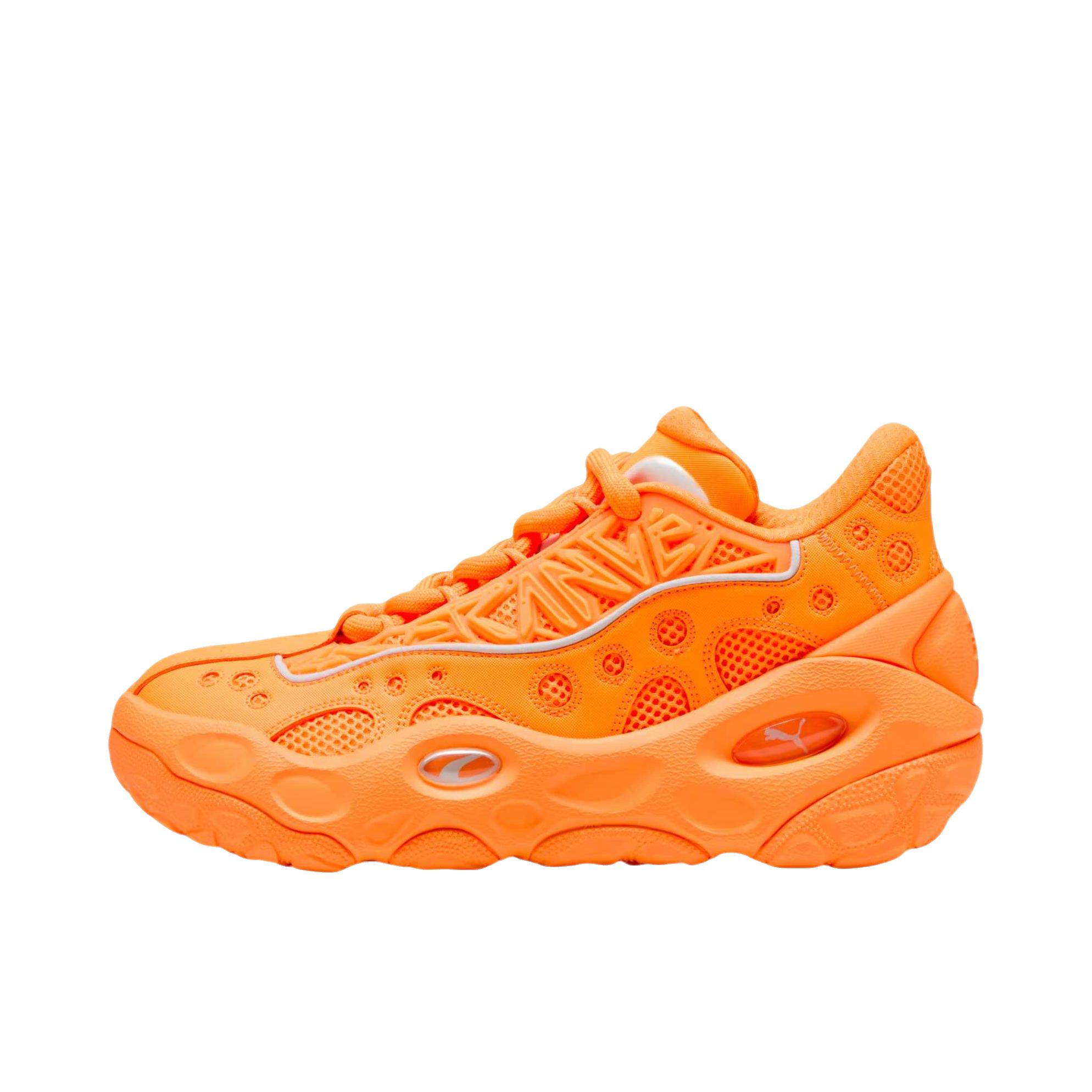 推荐商品：Puma/彪马 LaFrance RNR 运动休闲鞋 百搭耐磨低帮圆头贴合 炽热火焰银雾