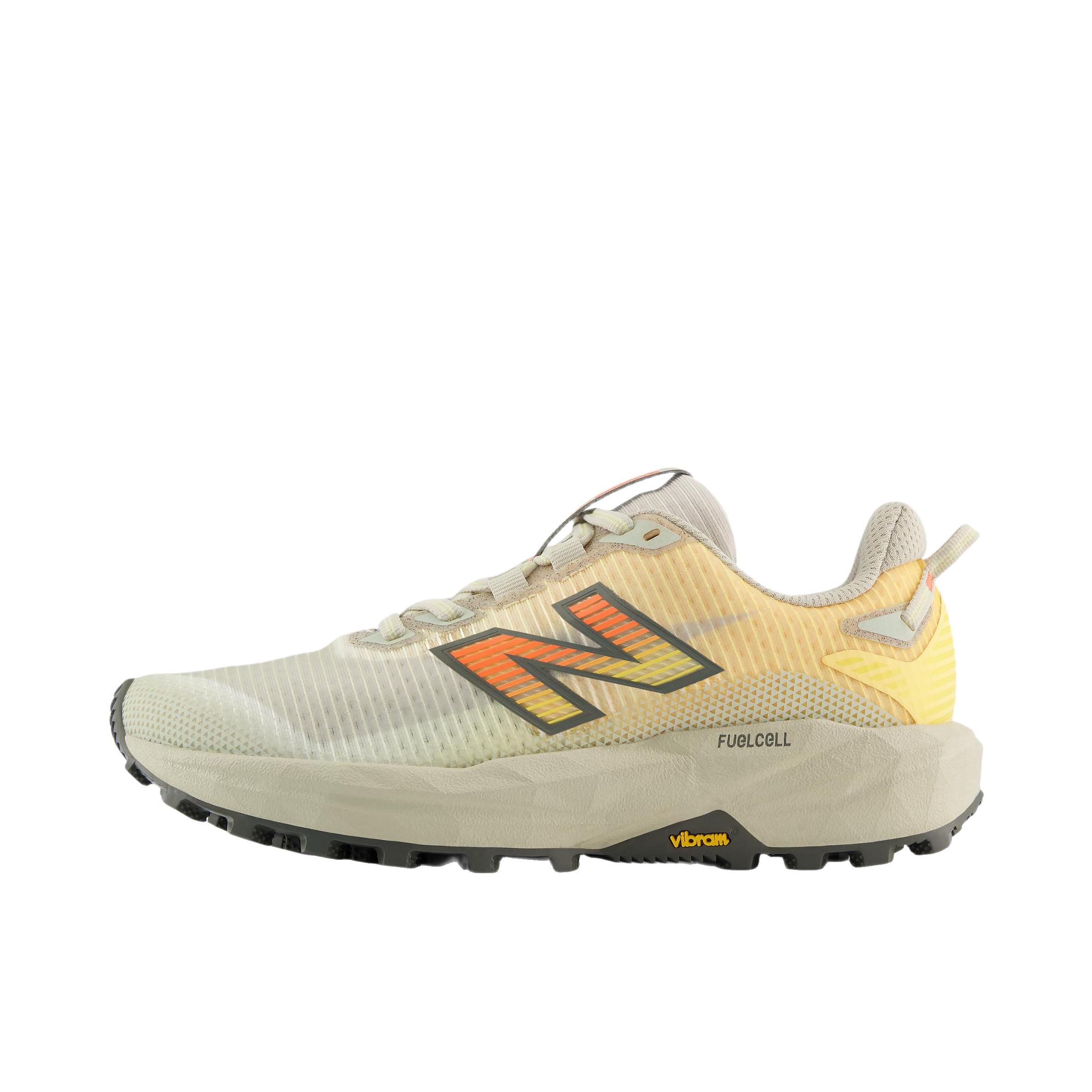 推荐商品：New Balance FuelCell Rebel Trail 跑鞋 越野百搭耐磨透气 B宽/米色