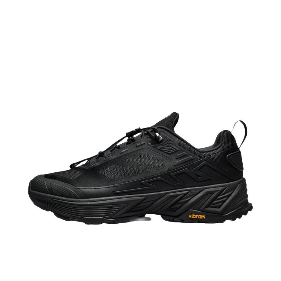 推荐商品：KOLON SPORT/可隆 MOVE ALPHA LITE 户外鞋 徒步鞋 轻量抓地低帮中性 黑色