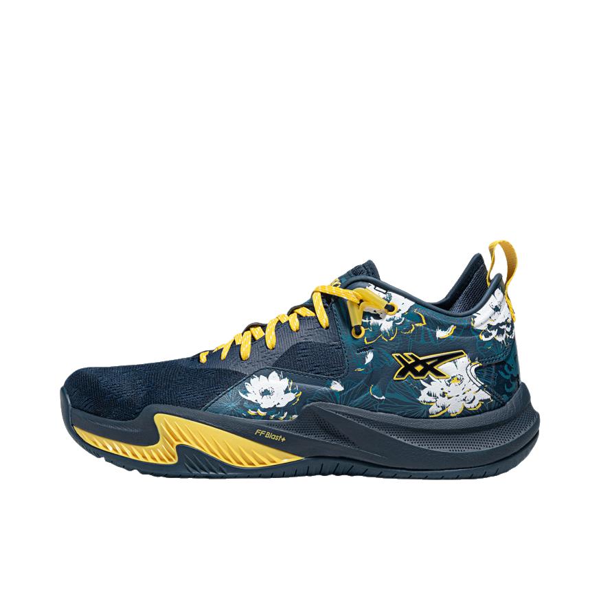 推荐商品：Asics/亚瑟士 NOVA SURGE LOW 2 篮球鞋 轻量缓震防滑低帮 蓝色