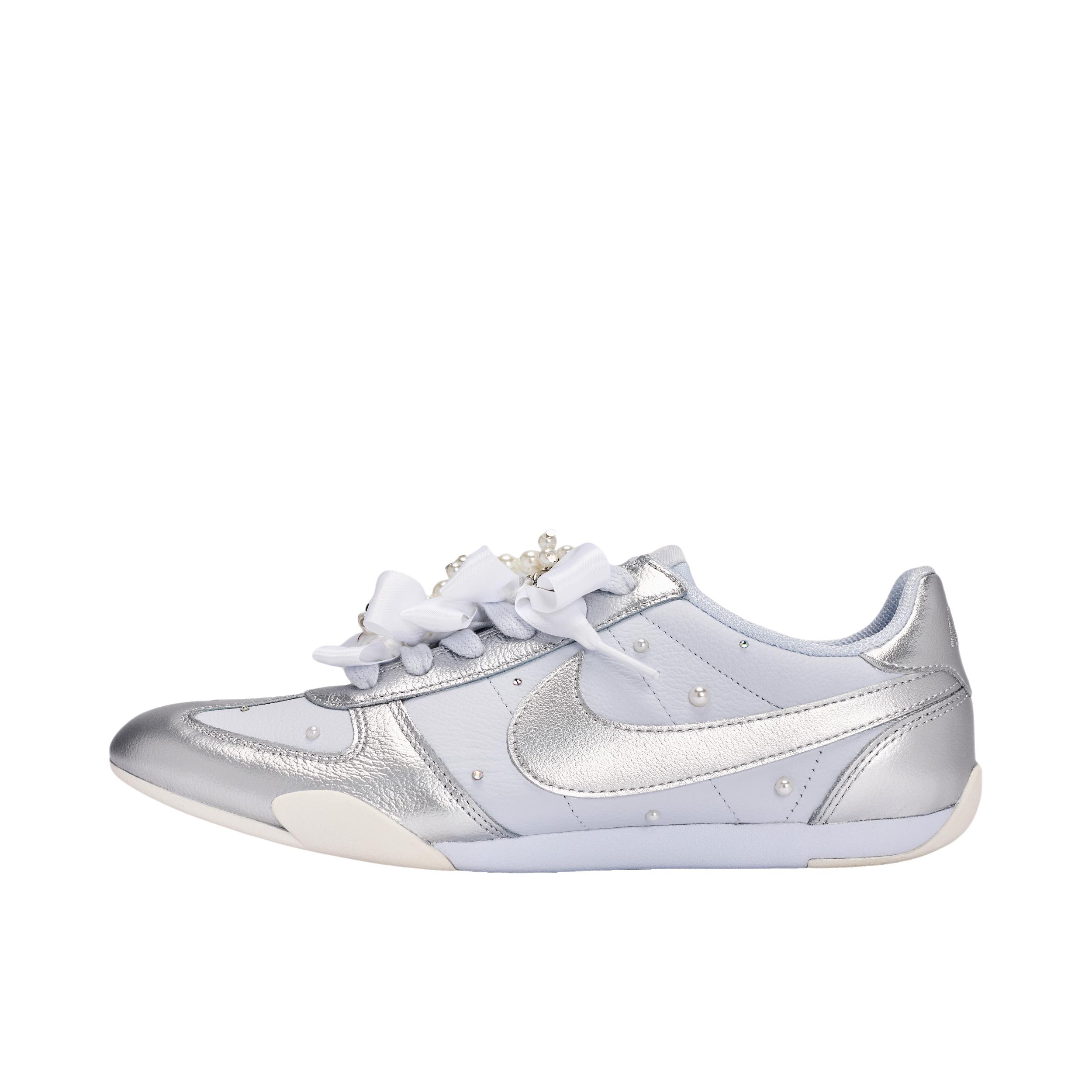 推荐商品：定制款 Nike Sprint Sister 运动休闲鞋 防滑系带圆头 女款/公主日记