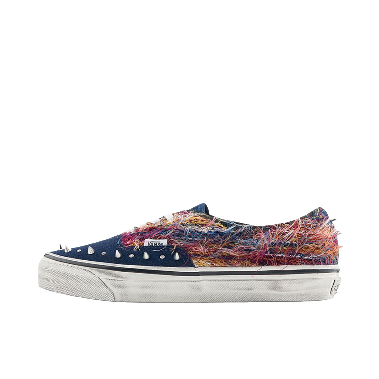 推荐商品：Vans/范斯 Authentic 潮流休闲 轻便舒适 防滑耐磨 百搭运动 复古 板鞋 深蓝色/棕色