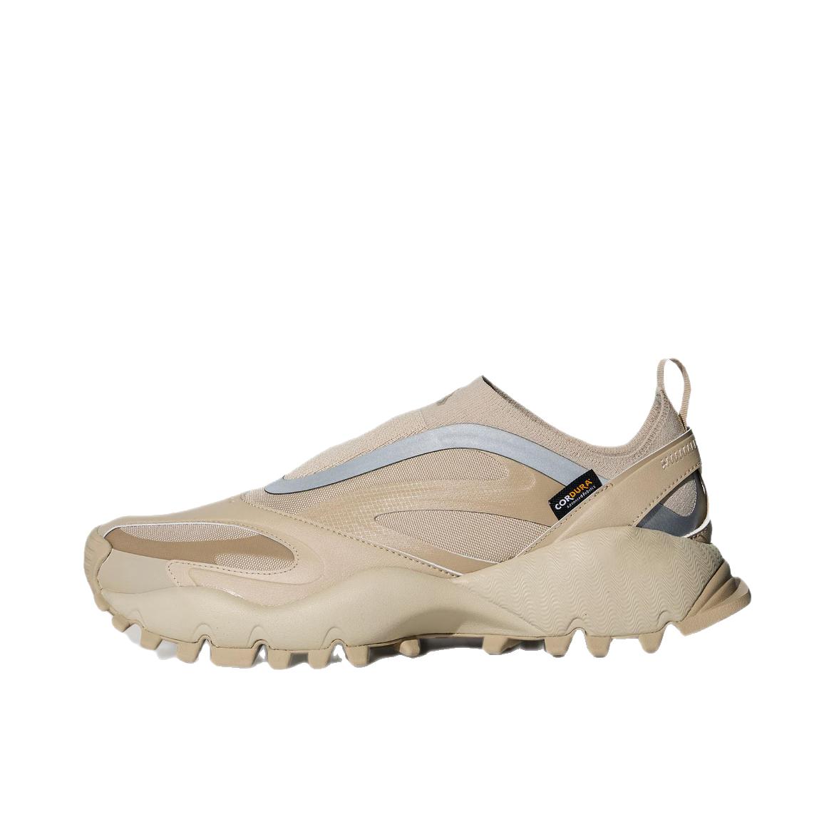 推荐商品：adidas SEEULATER DRIFTCORE 运动休闲鞋 防水舒适百搭耐磨平稳圆头贴合 棕色