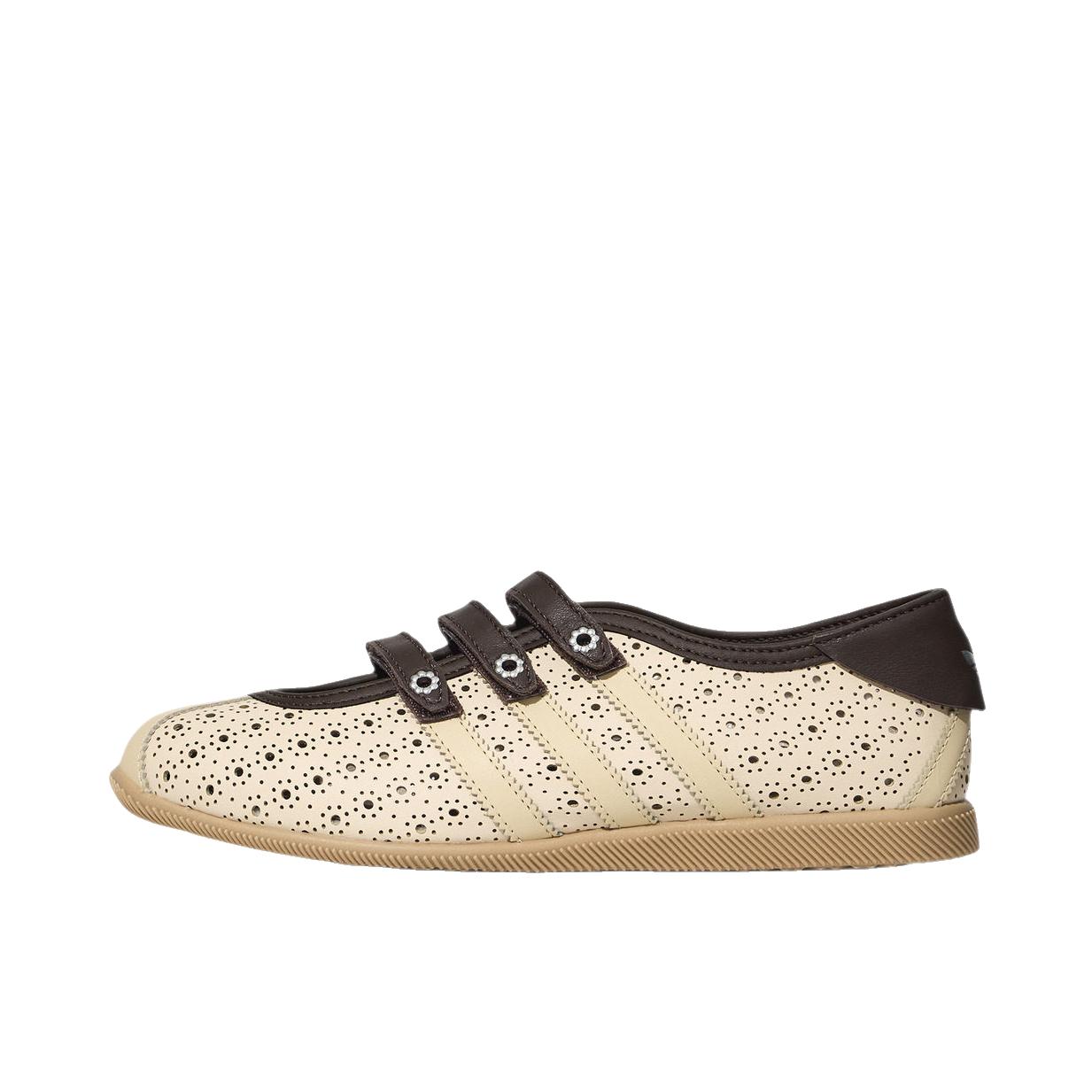 推荐商品：adidas Originals ANFU TRAINERS 板鞋 复古魔术贴玛丽珍薄底芭蕾风T头 水晶沙棕/暖沙色
