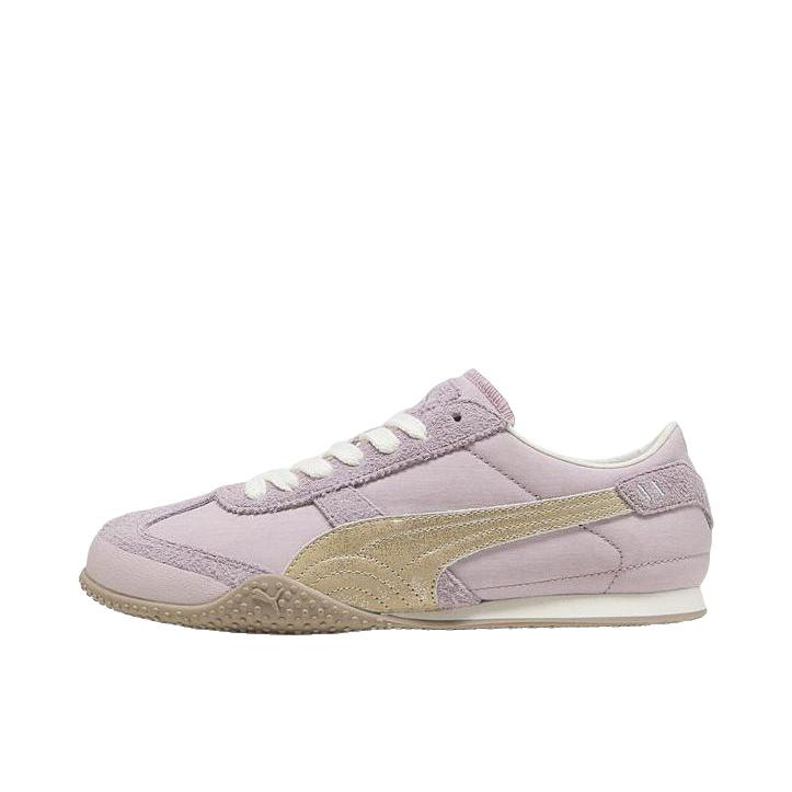 推荐商品：【宋妍霏同款】 Puma/彪马 Bella UT 德训鞋 运动休闲鞋 T头防滑圆头平跟薄底 薄雾粉/桦木色
