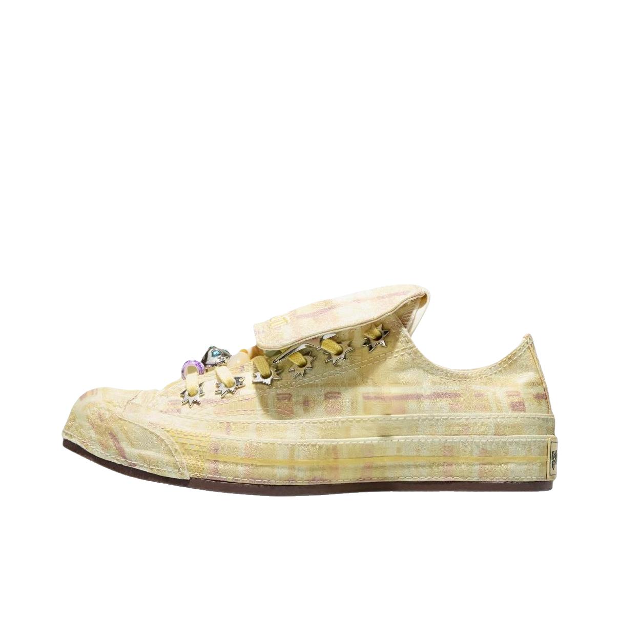 推荐商品：Converse/匡威 Chuck 70 帆布鞋 防滑耐磨薄底轻便透气舒适百搭复古时尚贴合圆头流光风 COLLINA STRADA联名/柔和黄 