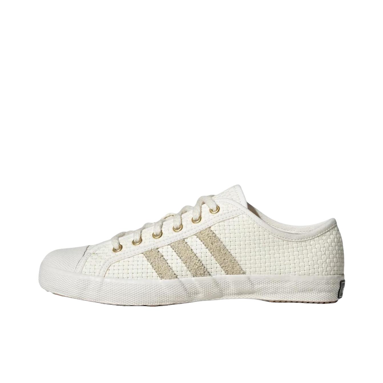 推荐商品：adidas Originals Nishi 板鞋 百搭橡胶圆头 米色/白色