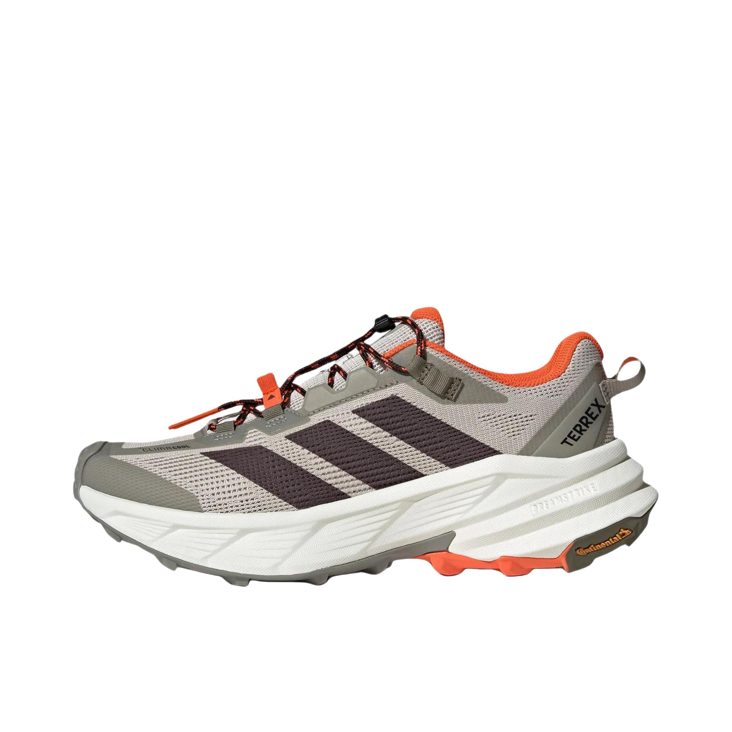 推荐商品：adidas Freehiker SL 户外鞋 徒步鞋 防水休闲轻运动 矾土棕