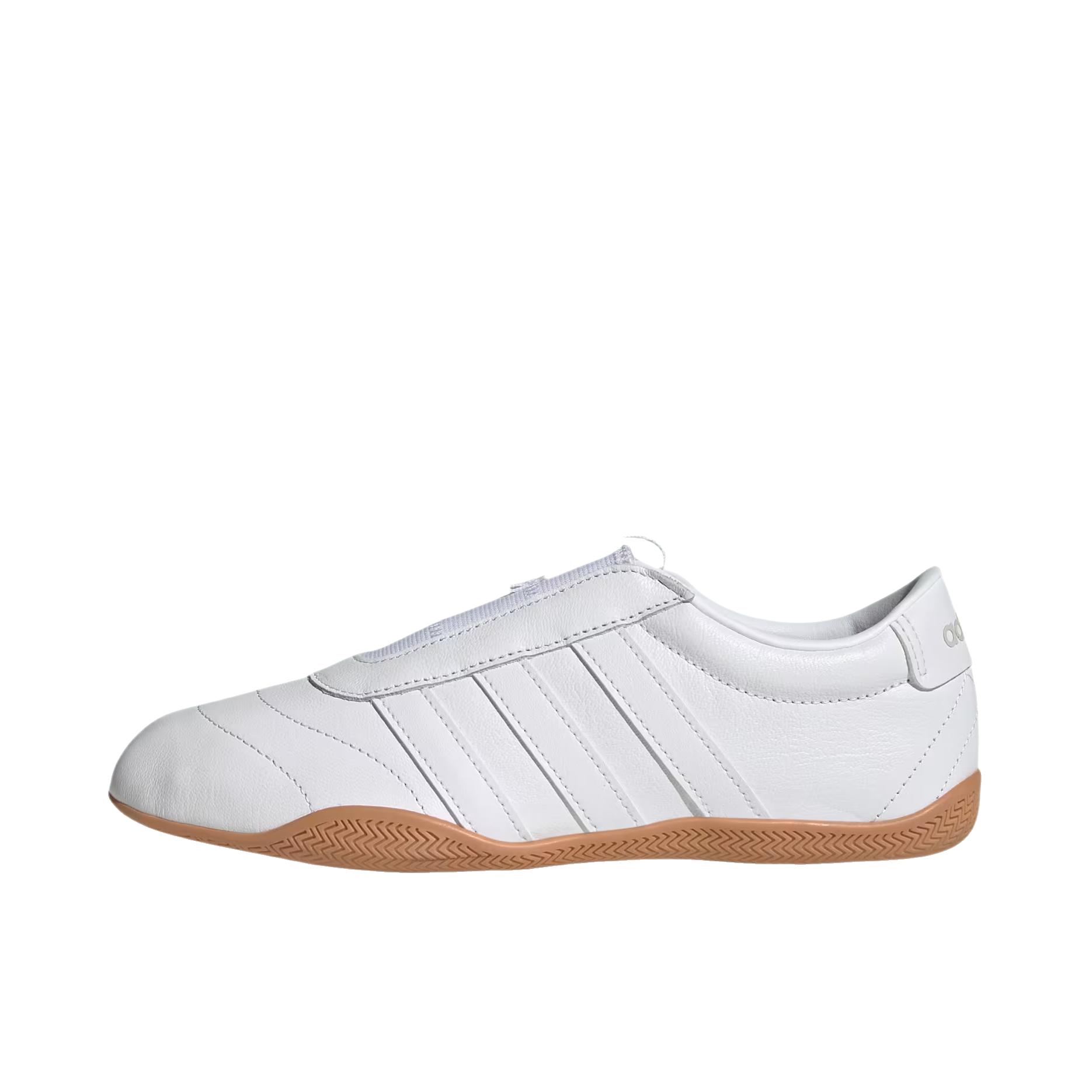 推荐商品：adidas Grand Court Lo 德训鞋 薄底鞋 运动休闲鞋 舒适潮流百搭复古贴合 云白色/胶色