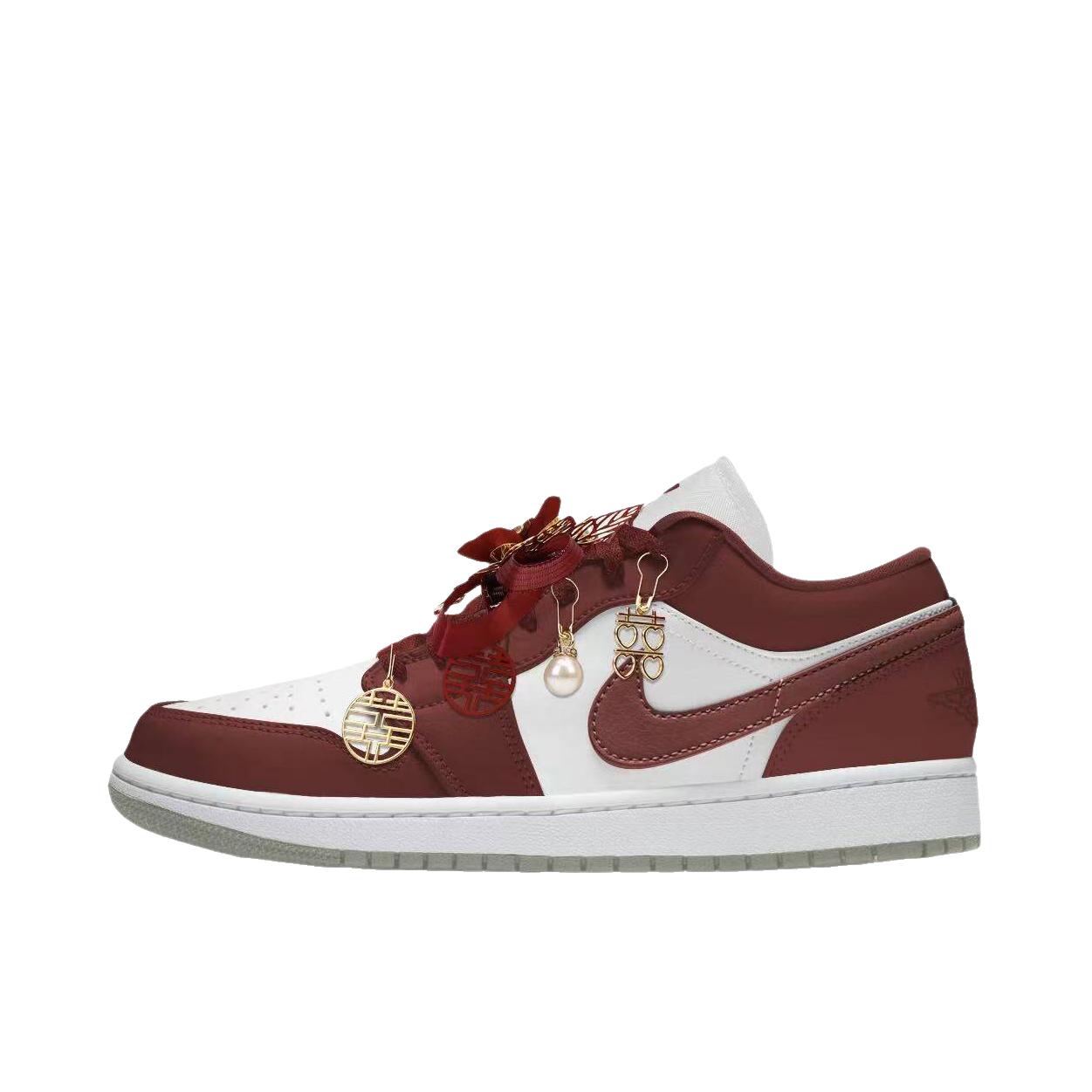 推荐商品：【定制球鞋】Air Jordan 1 减震 耐磨 透气 平跟 复古 潮流 简约 包裹性 防滑 轻便 支撑 增高 板鞋 百年好合/红色/白色